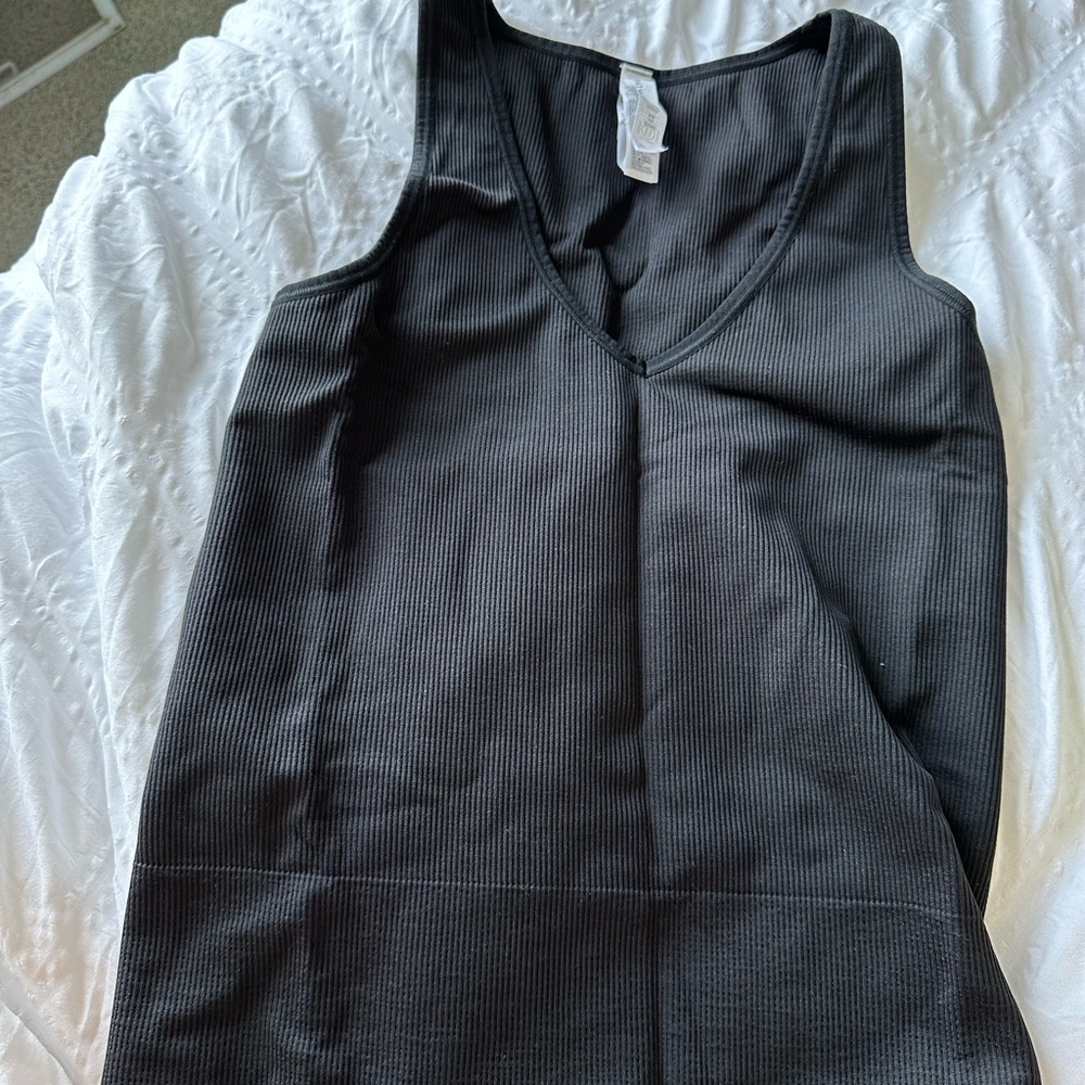 Athleta tank top